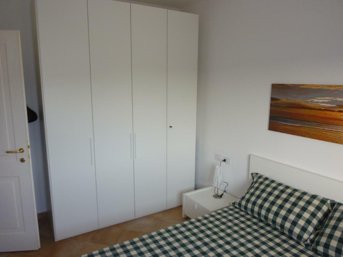 Appartamento In Residence Fronte Mare Murta Maria Bagian luar foto